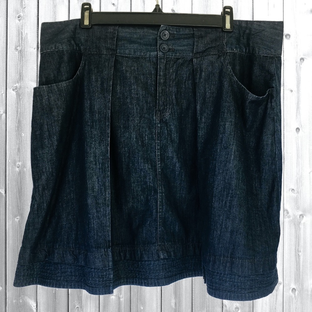 Calvin Klein Pleated Denim Mini Skirt Size 16